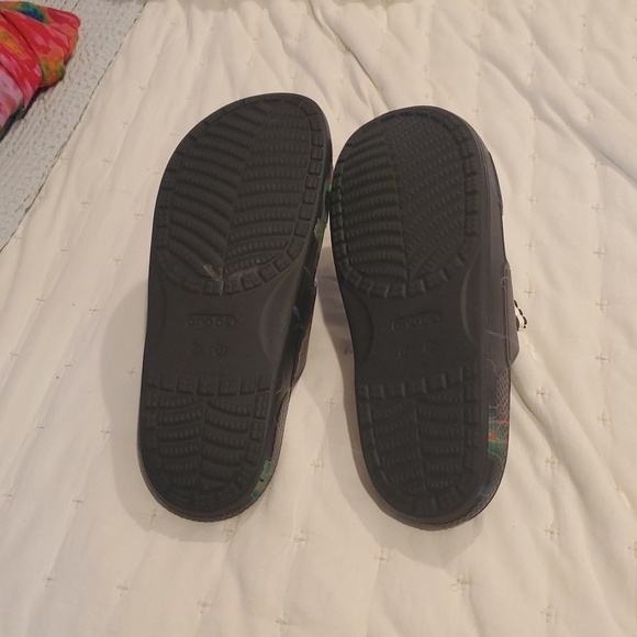 Crocs Classic Sandals Out of This World Lightning Unisex Men’s Sz 10 Women Sz 12